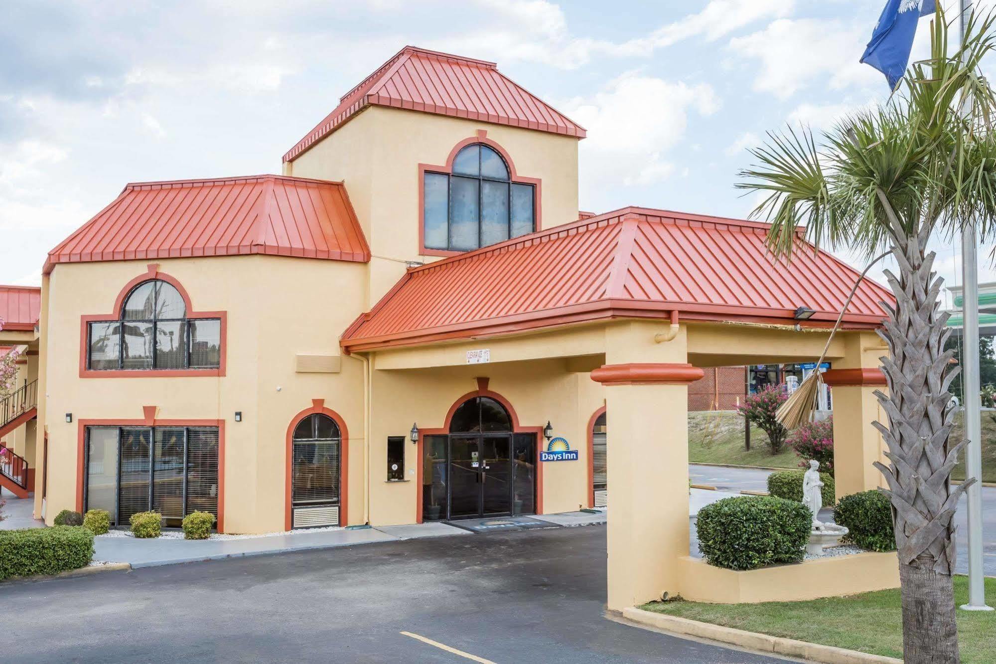 Days Inn By Wyndham Orangeburg Buitenkant foto